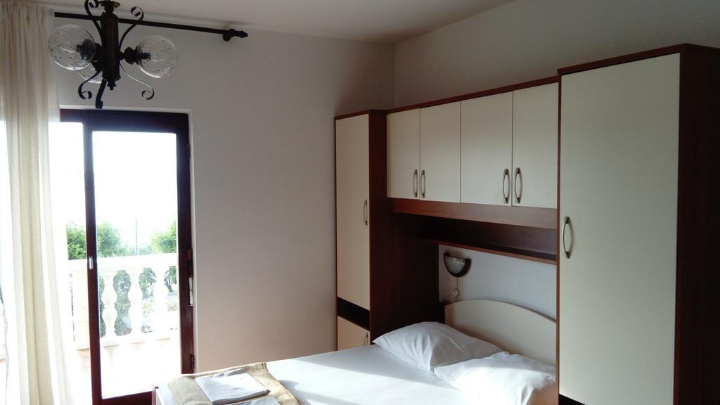 Apartments Branko Nin Chambre photo