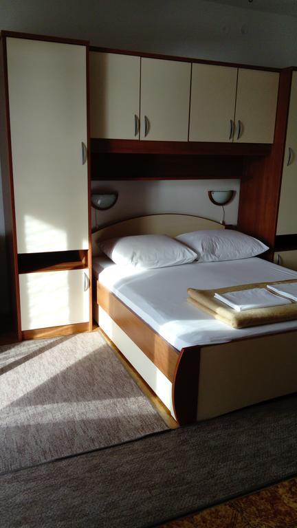 Apartments Branko Nin Chambre photo