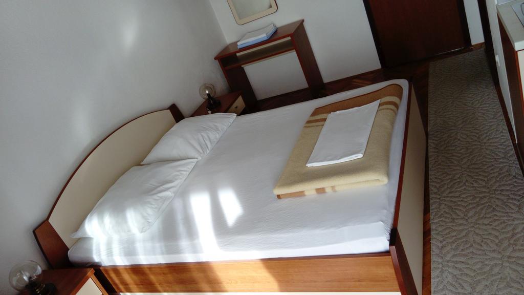 Apartments Branko Nin Chambre photo